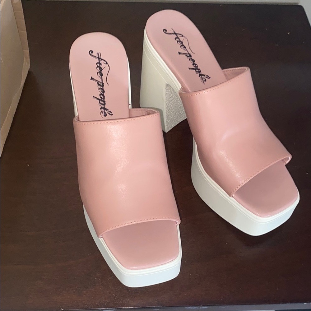 NIB Free People Zoe Platform Slide Sandal - Picture 2 of 12